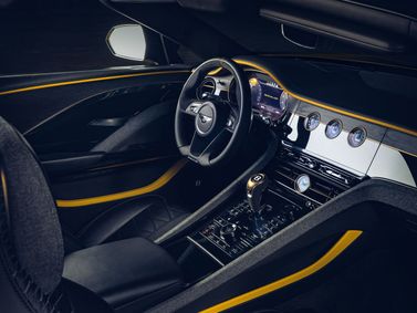 Bentley Mulliner Bacalar، قابلة للتحويل — منطقة السائق