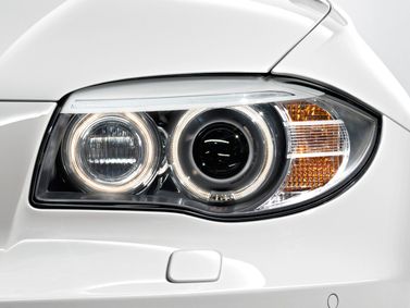 BMW 1 Series I (E82/E88) عملية فيس ليفت 2، قابلة للتحويل — المصباح الأمامي
