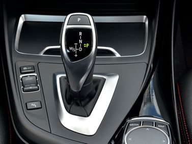 BMW 1 Series المرحلة الثانية (F20/F21) فيس ليفت 2، هاتشباك 3 أبواب — محدد ناقل الحركة