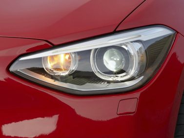 BMW 1 Series II (F20/F21)، هاتشباك 5 أبواب — المصباح الأمامي