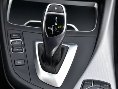 BMW 1 Series المرحلة الثانية (F20/F21) فيس ليفت 2، هاتشباك 5 أبواب — محدد ناقل الحركة