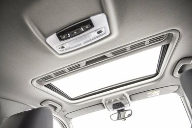BMW 1 Series II (F20/F21)، هاتشباك 5 أبواب — تفصيل داخلي