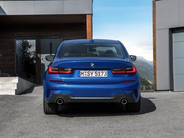 BMW 3 Series سابعاً (G2x)، سيدان — منظر خلفي