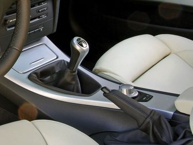 BMW 3 Series V (e90/e90/e91/e92/e93)، واجون 5 أبواب — محدد ناقل الحركة