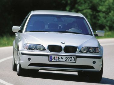 BMW 3 Series عملية فيس ليفت IV (E46)، سيدان — منظر أمامي