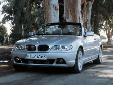 BMW 3 Series عملية فيس ليفت IV (E46)، قابلة للتحويل — منظر أمامي أيمن