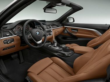 BMW 4 Series ف32/ف33/ف36، قابلة للتحويل — منطقة السائق