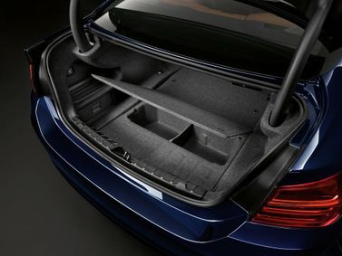 BMW 4 Series ف32/ف33/ف36، كوبيه — حجرة الأمتعة