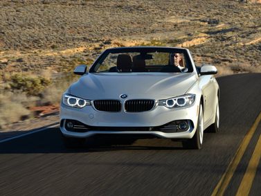 BMW 4 Series ف32/ف33/ف36، قابلة للتحويل — منظر أمامي