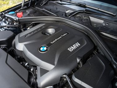 BMW 4 Series عملية فيس ليفت F32/F33/F36، ليفتباك Gran Coupe — حجرة المحرك