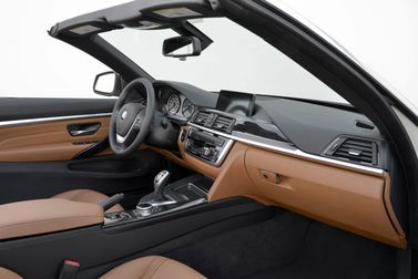 BMW 4 Series ف32/ف33/ف36، قابلة للتحويل — منطقة السائق