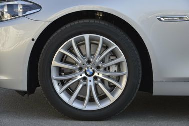 BMW 5 Series عملية فيس ليفت VI (F10/F11/F07)، سيدان — جنط العجلة