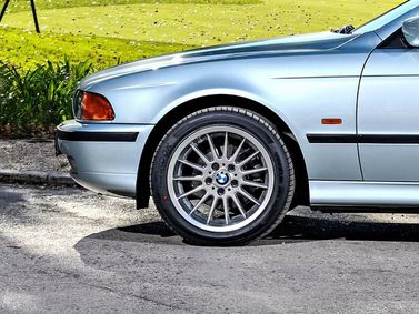 BMW 5 Series IV (E39)، سيدان — جنط العجلة
