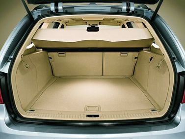 BMW 5 Series V (E60/E61)، واجون 5 أبواب — حجرة الأمتعة