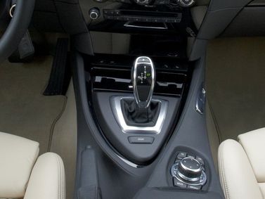 BMW 6 Series فيس ليفت الثاني (E63/E64)، كوبيه — الكونسول الوسطي