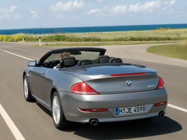 BMW 6 Series فيس ليفت الثاني (E63/E64)، قابلة للتحويل — منظر خلفي أيمن