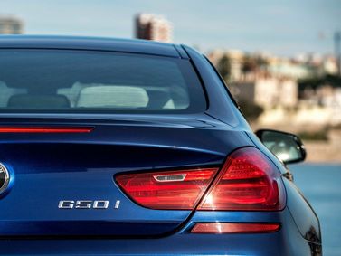 BMW 6 Series III (F06/F13/F12/ F06/F13/F12) عملية فيس ليفت، كوبيه — الجزء الخلفي من السيارة عن قرب