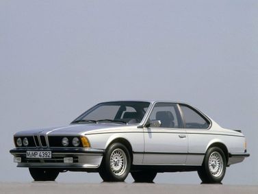 BMW 6 Series I (E24)، كوبيه — منظر أمامي أيسر