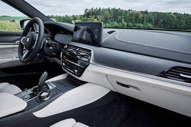 BMW 6 Series عملية فيس ليفت IV (G32)، ليفتباك Gran Turismo — لوحة القيادة