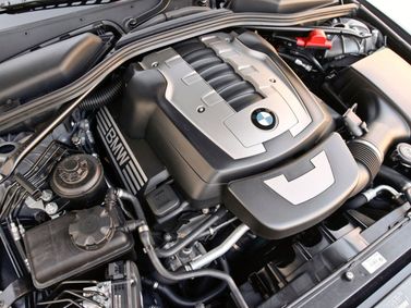 BMW 6 Series فيس ليفت الثاني (E63/E64)، كوبيه — حجرة المحرك