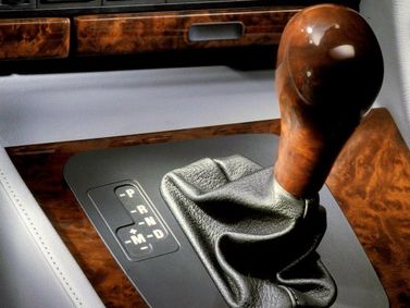BMW 7 Series III (E38), Седан — селектор коробки передач