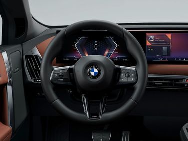 BMW iX I (I20) فيس ليفت، دفع رباعي 5 أبواب — لوحة العدادات