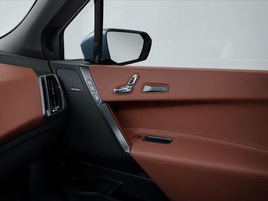 BMW iX I (I20) فيس ليفت، دفع رباعي 5 أبواب — مرآة جانبية