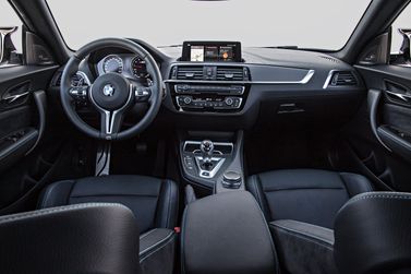 BMW M2 عملية فيس ليفت F87، كوبيه — لوحة القيادة