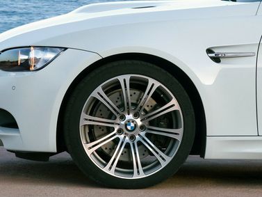 BMW M3 IV (E90)، قابلة للتحويل — جنط العجلة