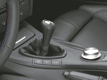 BMW M3 IV (E90)، سيدان — محدد ناقل الحركة