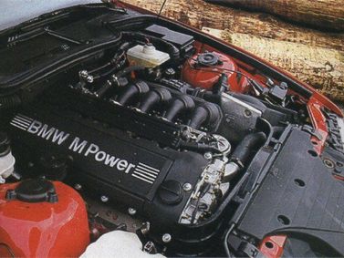 BMW M3 II (E36)، كوبيه — حجرة المحرك