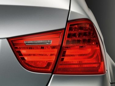 BMW M3 IV (E90)، سيدان — المصباح الخلفي