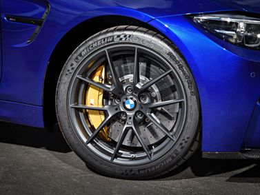 BMW M4 عملية فيس ليفت F82/F83، كوبيه — جنط العجلة