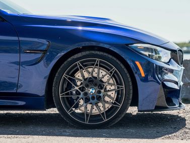 BMW M4 عملية فيس ليفت F82/F83، قابلة للتحويل — جنط العجلة