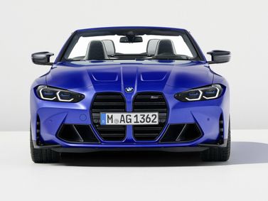 BMW M4 G82/G83، قابلة للتحويل — منظر أمامي
