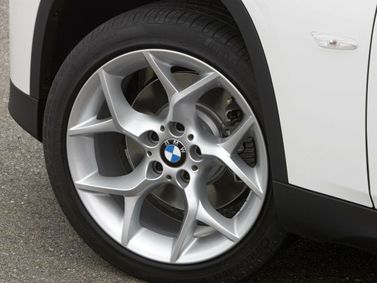 BMW X1 I (E84)، دفع رباعي 5 أبواب — جنط العجلة