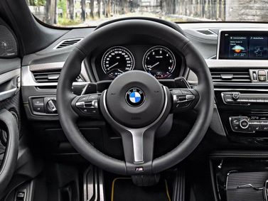 BMW X2 I (F39), Внедорожник 5 дв. — место водителя