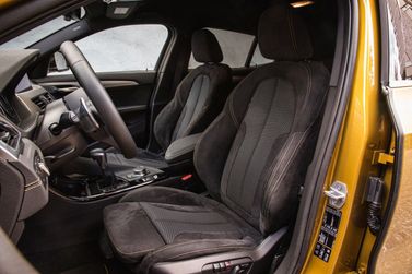 BMW X2 I (F39), Внедорожник 5 дв. — передние сиденья