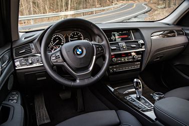 BMW X3 II (F25) فيس ليفت II (F25)، دفع رباعي 5 أبواب — منطقة السائق