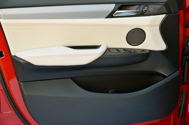 BMW X4 ط (F26)، دفع رباعي 5 أبواب — تفصيل داخلي
