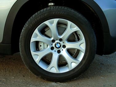 BMW X5 II (E70)، دفع رباعي 5 أبواب — جنط العجلة