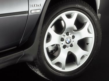 BMW X5 I (E53)، دفع رباعي 5 أبواب — جنط العجلة
