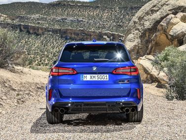 BMW X5 M III (F95)، دفع رباعي 5 أبواب — منظر خلفي