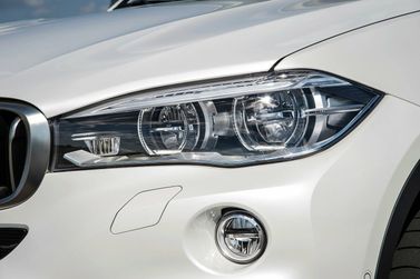 BMW X6 II (F16)، دفع رباعي 5 أبواب — المصباح الأمامي