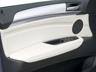 BMW X6 ط (E71)، دفع رباعي 5 أبواب — تفصيل داخلي