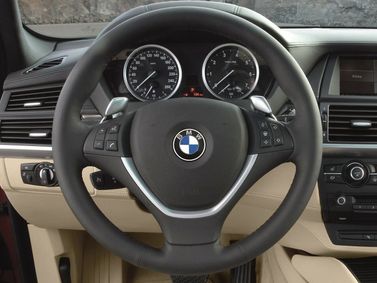 BMW X6 ط (E71)، دفع رباعي 5 أبواب — عجلة القيادة