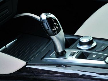 BMW X6 ط (E71)، دفع رباعي 5 أبواب — محدد ناقل الحركة