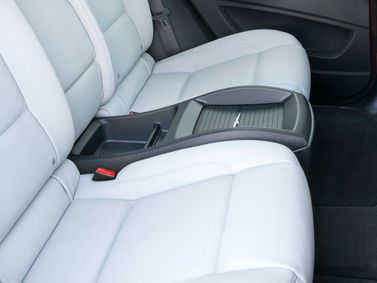 BMW X6 M ط (E71)، دفع رباعي 5 أبواب — المقاعد الخلفية