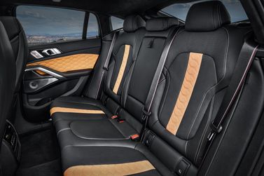 BMW X6 M III (F96), Внедорожник 5 дв. — задние сиденья