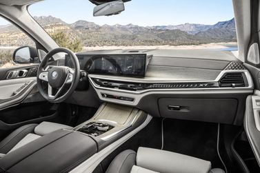 BMW X7 I (G07) Рестайлинг, Внедорожник 5 дв. — место водителя